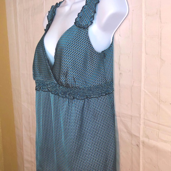 Ann Taylor Women’s Sleeveless Blouse Size Small - Picture 3 of 8